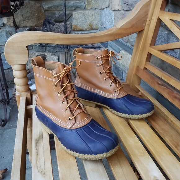 L.L. Bean thinsulate duck boots - Picture 3 of 10